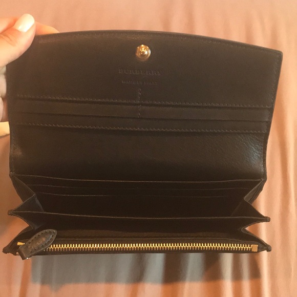 Burberry wallet - Picture 4 of 4